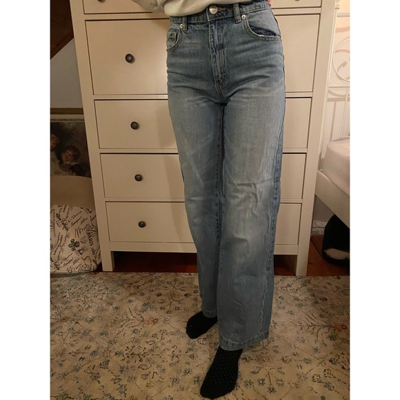 JEANS 3 FOR $50 Garage wide leg jeans - Picture 4 of 4